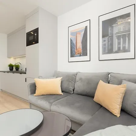 Heart Of Warsaw Apartment Metro Swietokrzyska By Noclegi Renters Екстер'єр фото
