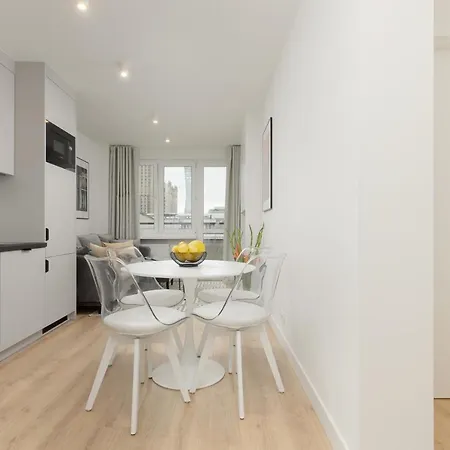 Heart Of Warsaw Apartment Metro Swietokrzyska By Noclegi Renters Екстер'єр фото