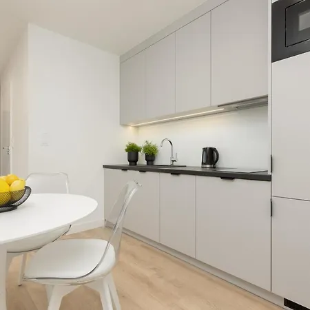 Heart Of Warsaw Apartment Metro Swietokrzyska By Noclegi Renters Екстер'єр фото